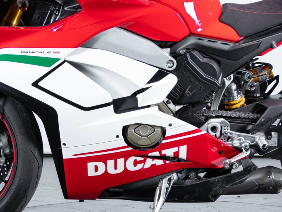 Image 24/50 of Ducati DUMMY (2018)