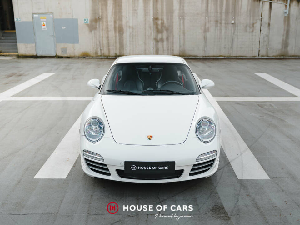 Image 3/47 of Porsche 911 Carrera 4S (2009)