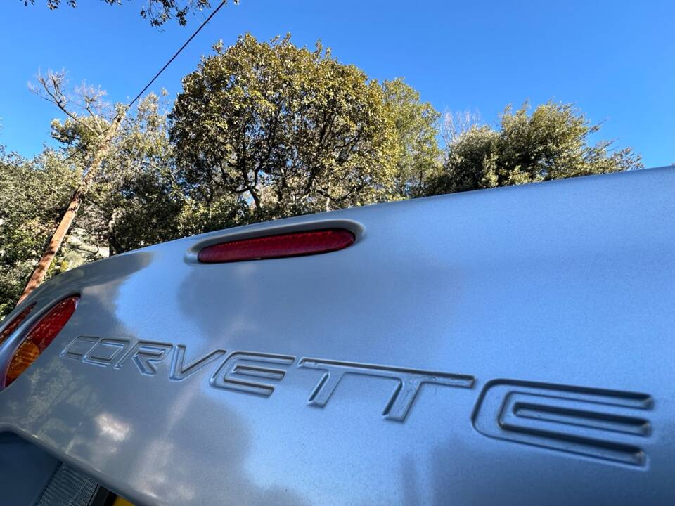 Image 72/191 of Chevrolet Corvette (1999)