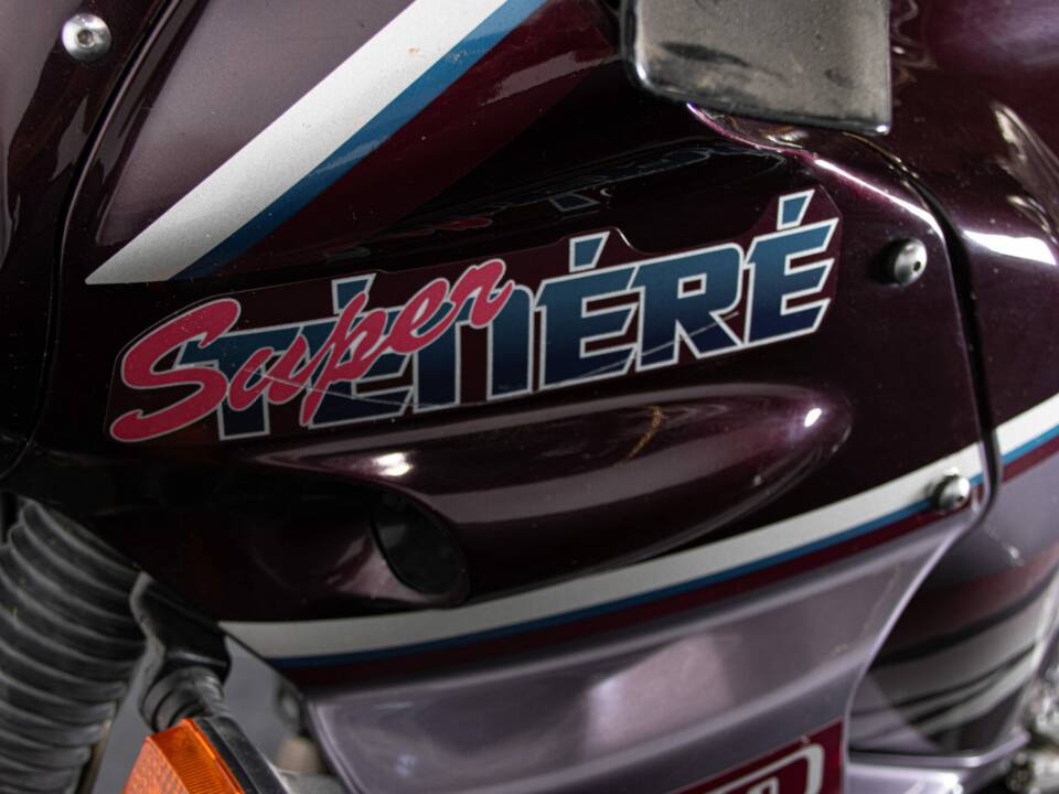 Image 32/50 of Yamaha XTZ 750 SuperTéneré (1990)