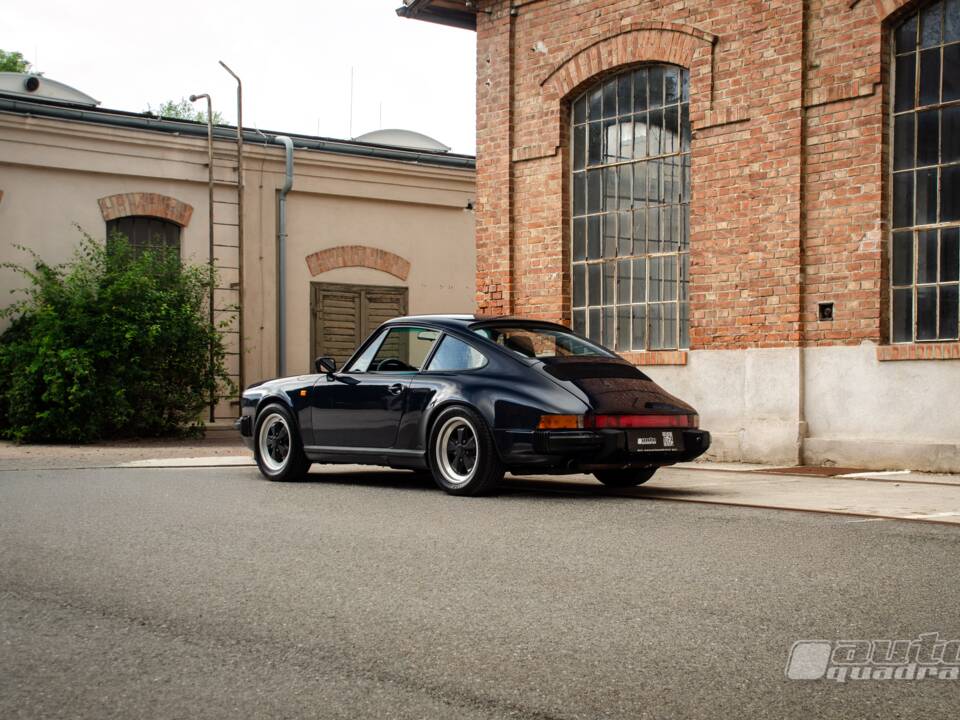 Bild 6/20 von Porsche 911 Carrera 3.2 (1986)