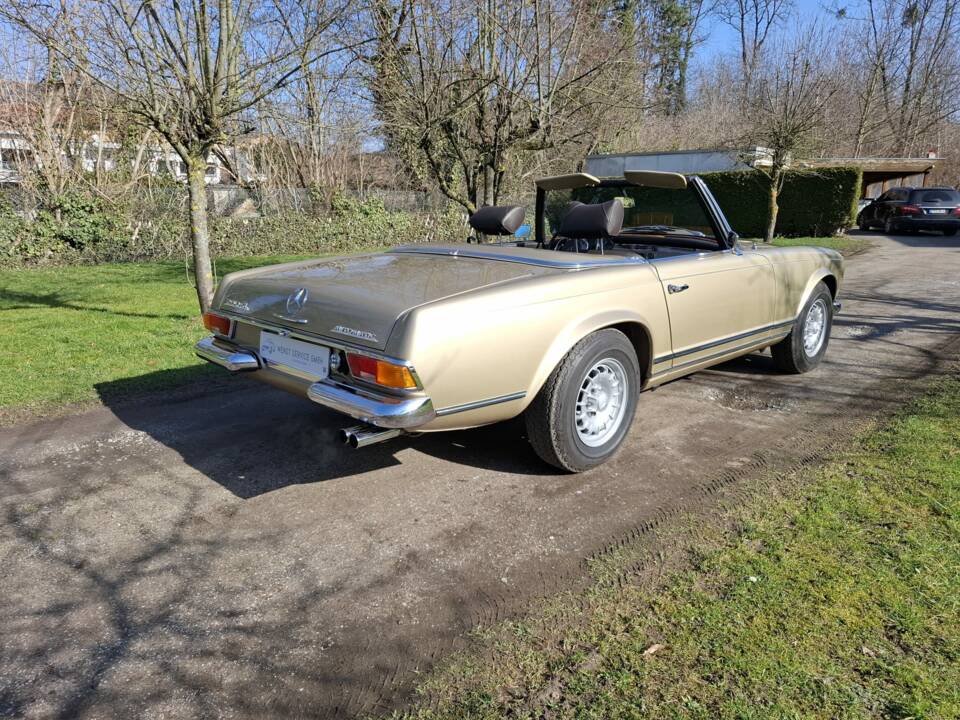 Bild 2/29 von Mercedes-Benz 280 SL (1969)