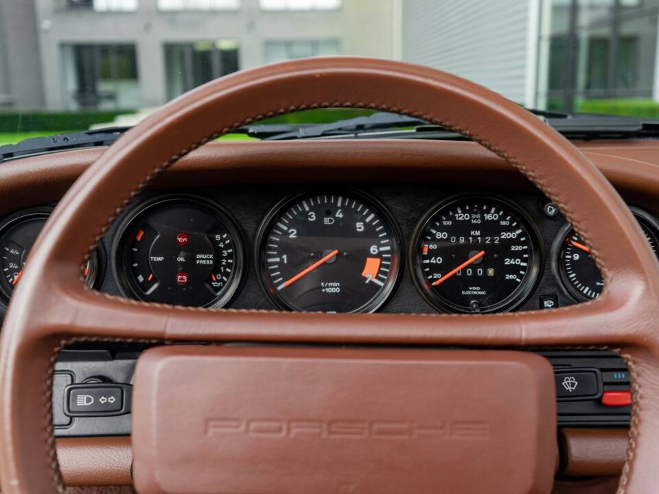 Bild 21/41 von Porsche 911 Speedster 3.2 (1989)