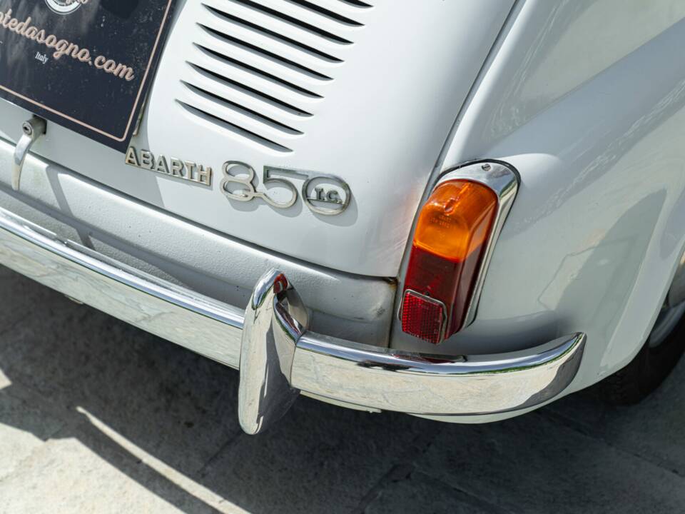 Immagine 12/50 di Abarth Fiat 850 TC (1963)