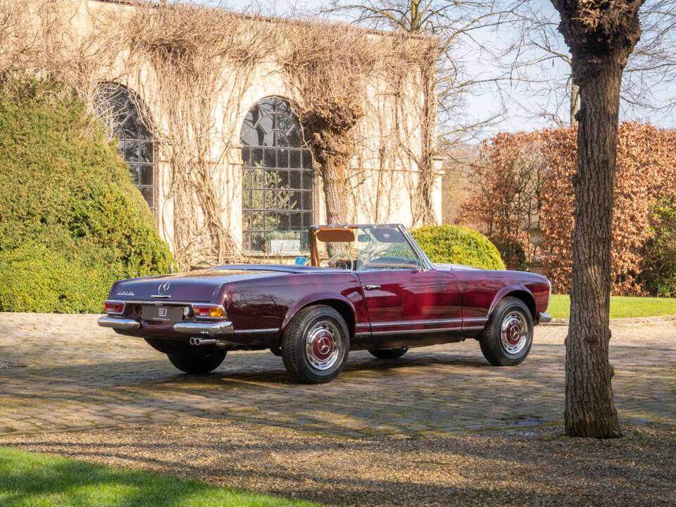 Image 5/35 de Mercedes-Benz 230 SL (1963)