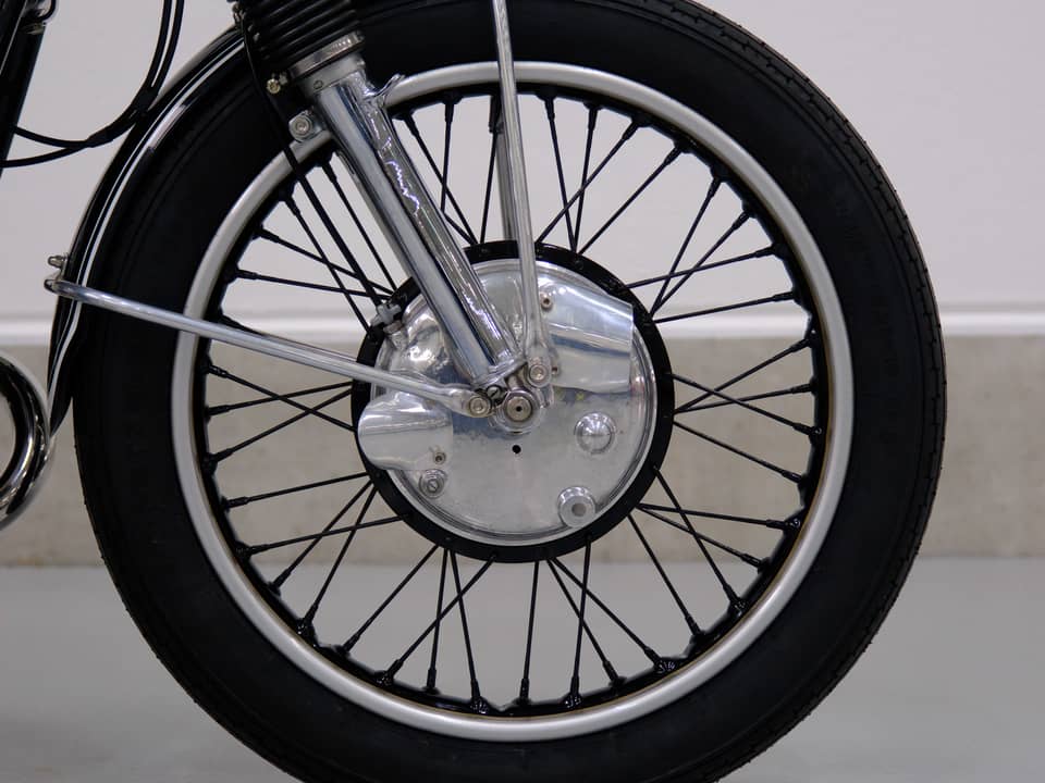 Image 3/92 of BMW R 51 (1939)
