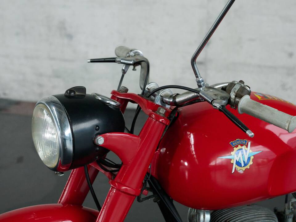 Image 4/28 of MV Agusta 125 TR (1958)