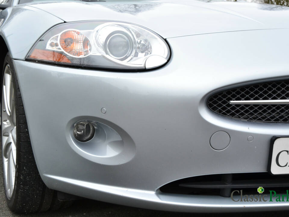 Image 44/50 de Jaguar XK 4.2 (2006)