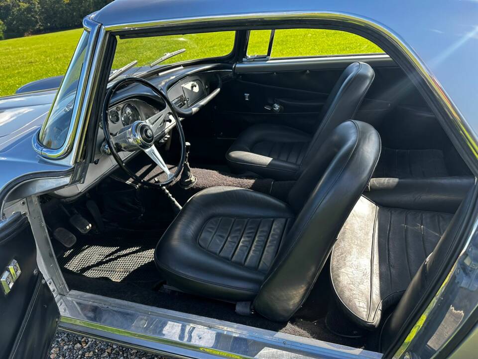 Afbeelding 32/53 van Maserati 3500 GT Touring (1961)