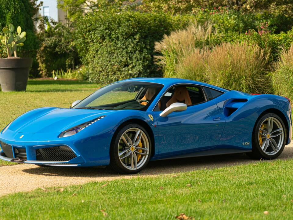 Imagen 1/50 de Ferrari 488 GTB (2017)