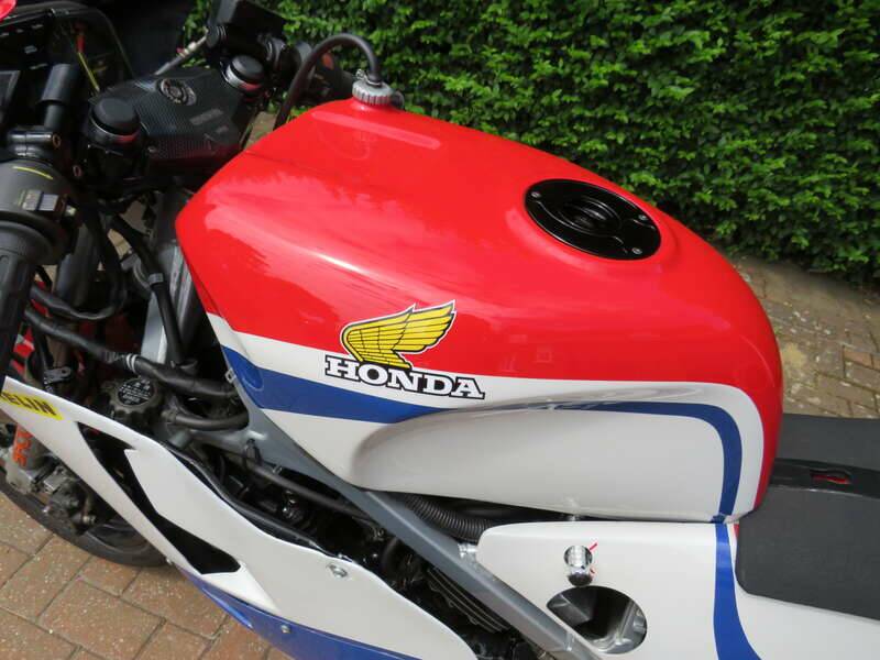 Immagine 20/46 di Honda VF 500 F (1986)