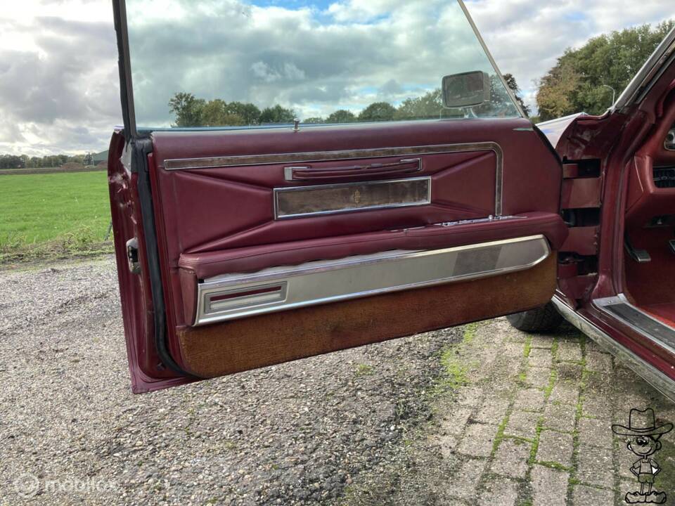 Image 14/50 of Lincoln Continental Mark III Hardtop Coupé (1971)