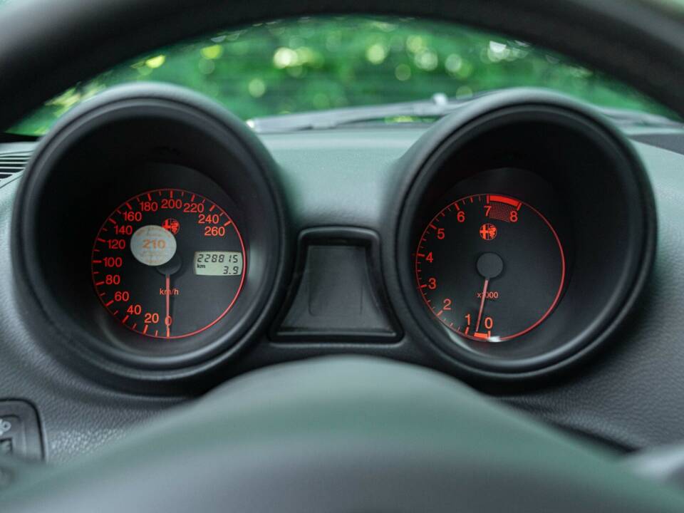Imagen 46/50 de Alfa Romeo 156 2.5 V6 (2000)
