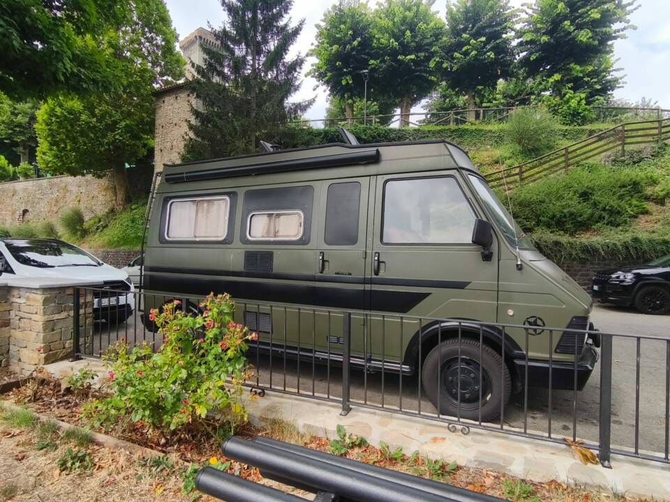 Image 26/92 of FIAT 242 E (1981)