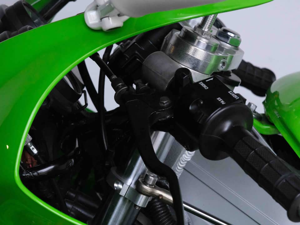 Immagine 30/71 di Kawasaki KR-1 (1989)