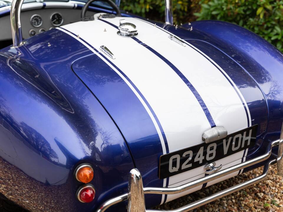 Image 23/50 of AC Cobra 289 (1997)