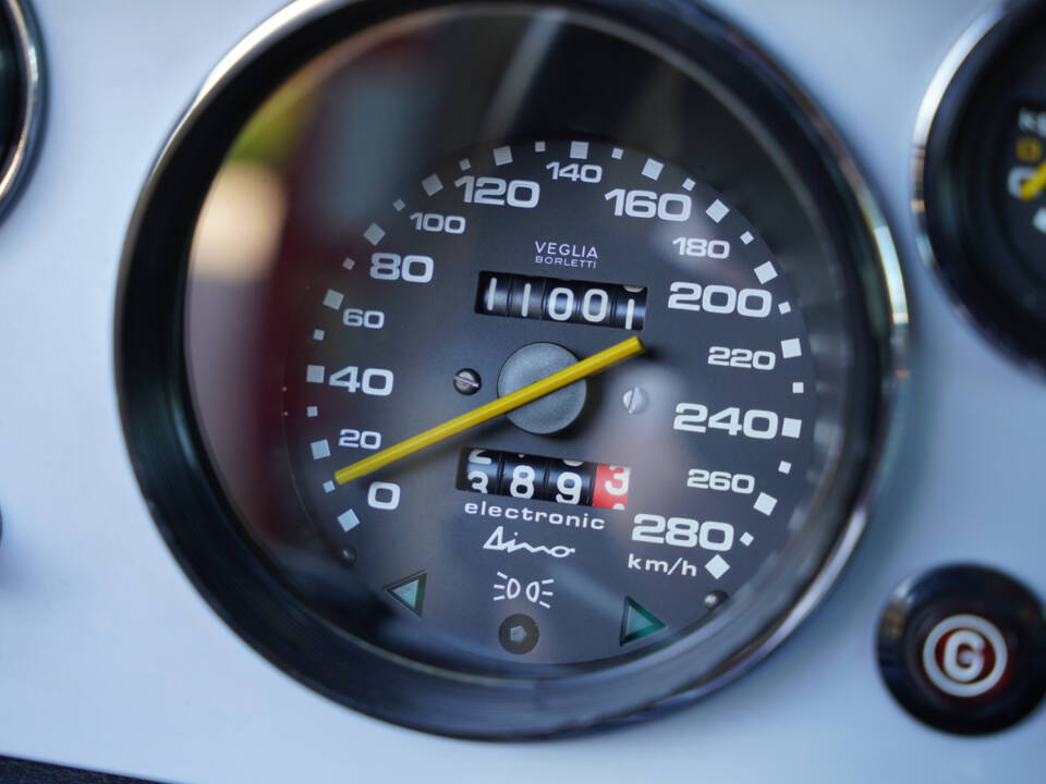Image 31/50 of Ferrari Dino 308 GT4 (1976)