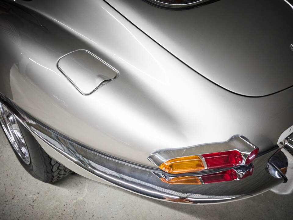 Immagine 52/99 di Jaguar E-Type 3.8 (1964)
