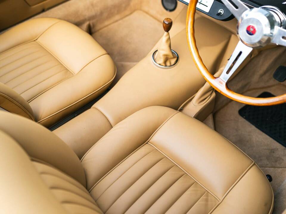 Afbeelding 16/30 van Maserati Mistral 3700 Spyder (1966)