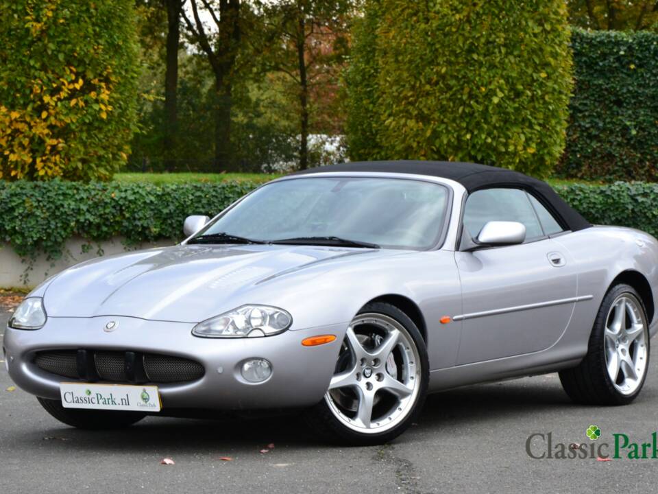Image 5/50 of Jaguar XKR &quot;Silverstone&quot; (2000)