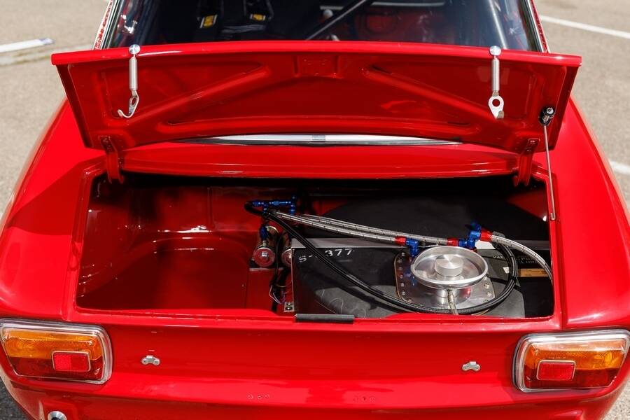 Afbeelding 27/50 van Alfa Romeo Giulia Sprint GTA (1965)
