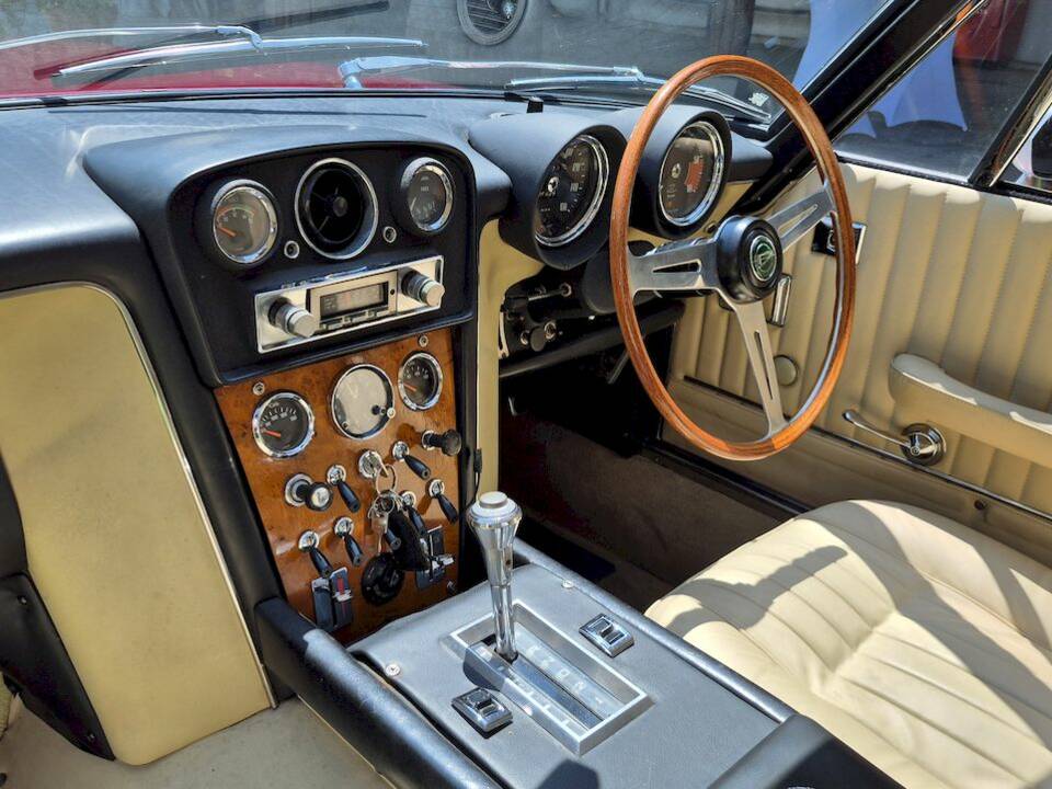 Image 32/46 de Jensen FF (1968)