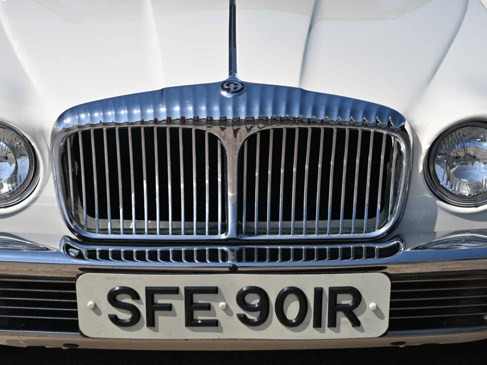 Bild 19/36 von Daimler Sovereign 4.2 (1976)