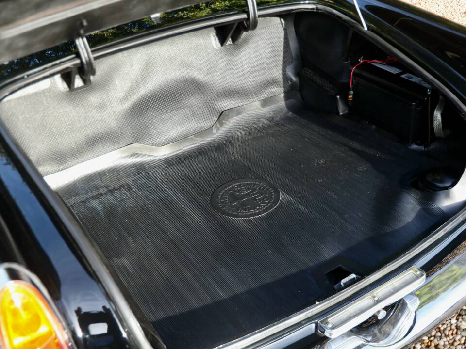 Bild 33/50 von Alfa Romeo 2000 Spider (1961)