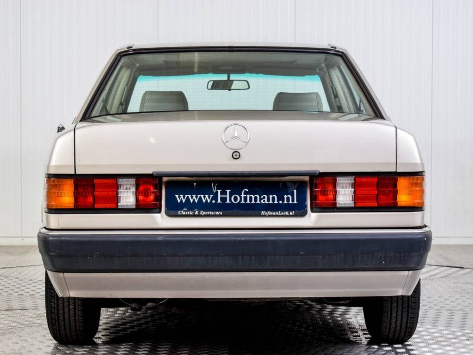 Image 4/50 of Mercedes-Benz 190 D 2.5 Turbo (1989)