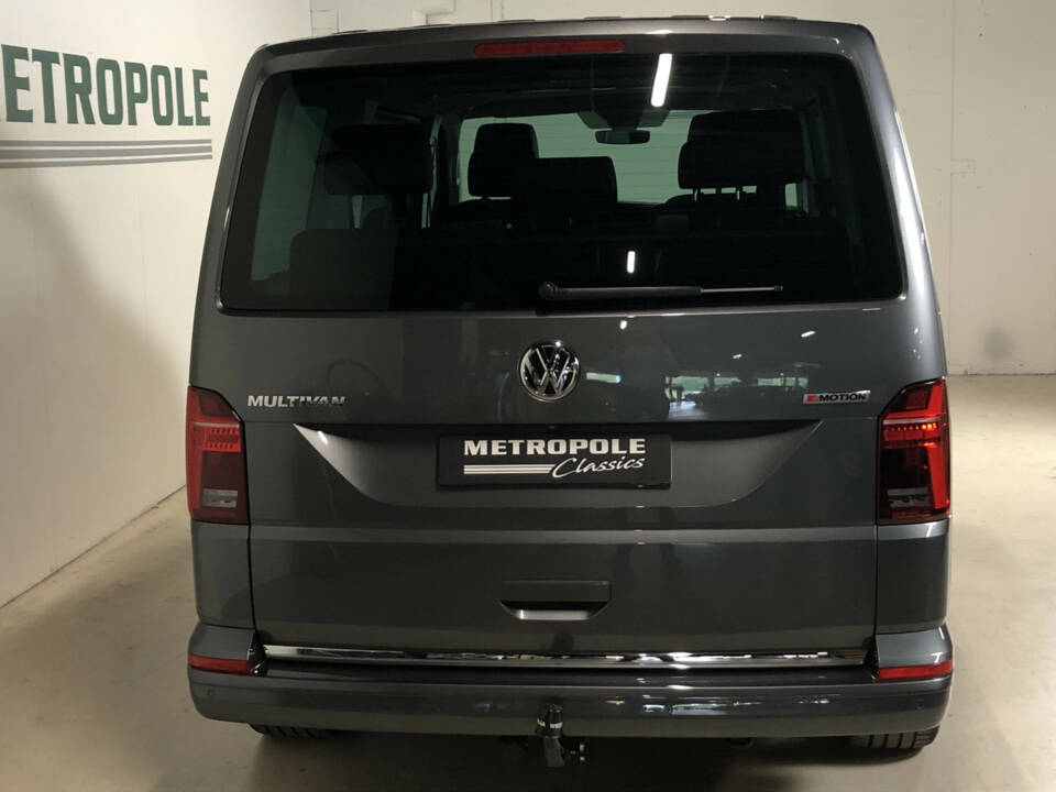 Bild 14/32 von Volkswagen T6.1 Multivan 2.0 TDI 4Motion (2023)