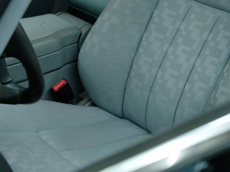 Bild 42/50 von Mercedes-Benz S 320 (1996)