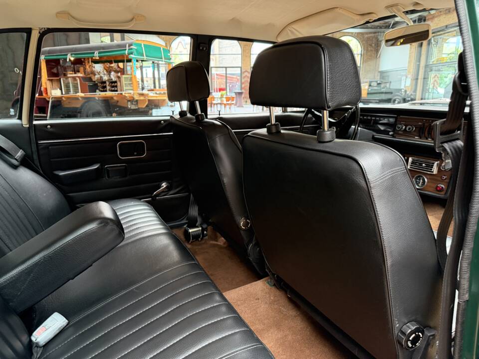 Image 28/44 de Volvo P 144 (1972)