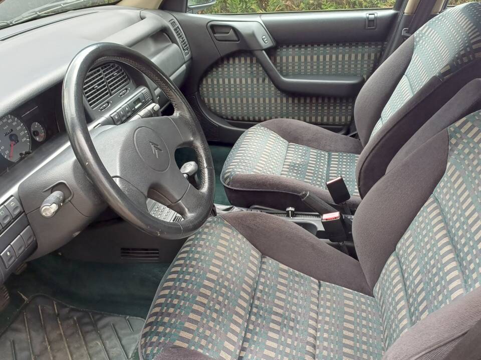 Bild 7/12 von Citroën Xantia 2.0i (1994)