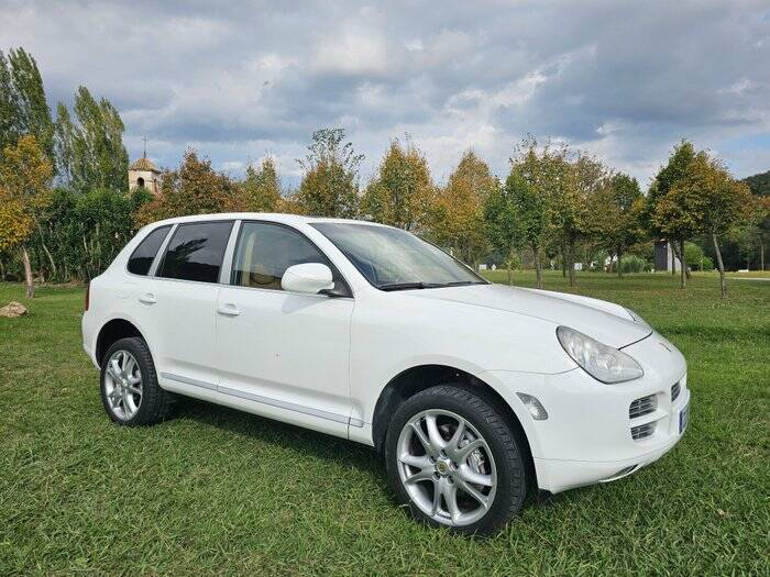 Image 1/7 de Porsche Cayenne S (2005)