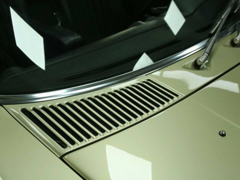 Imagen 46/50 de Mercedes-Benz 380 SL (1984)