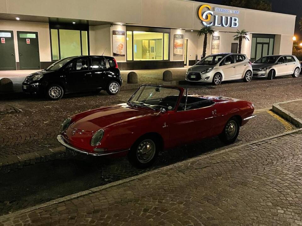Bild 18/19 von FIAT 850 Spider (1966)
