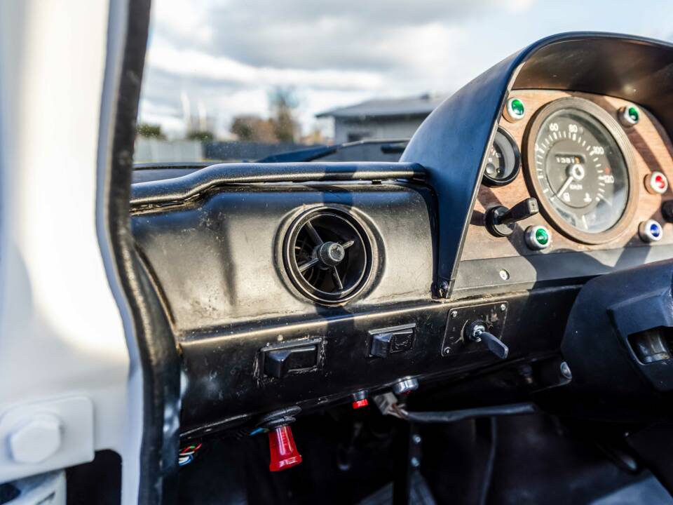 Bild 105/155 von Ford Transit (1975)