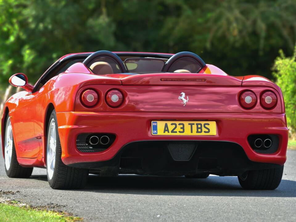 Imagen 11/50 de Ferrari 360 Spider (2003)