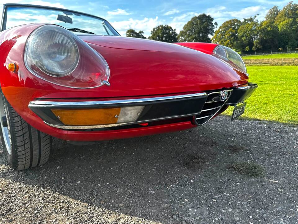 Imagen 30/50 de Alfa Romeo 1750 Spider (1971)