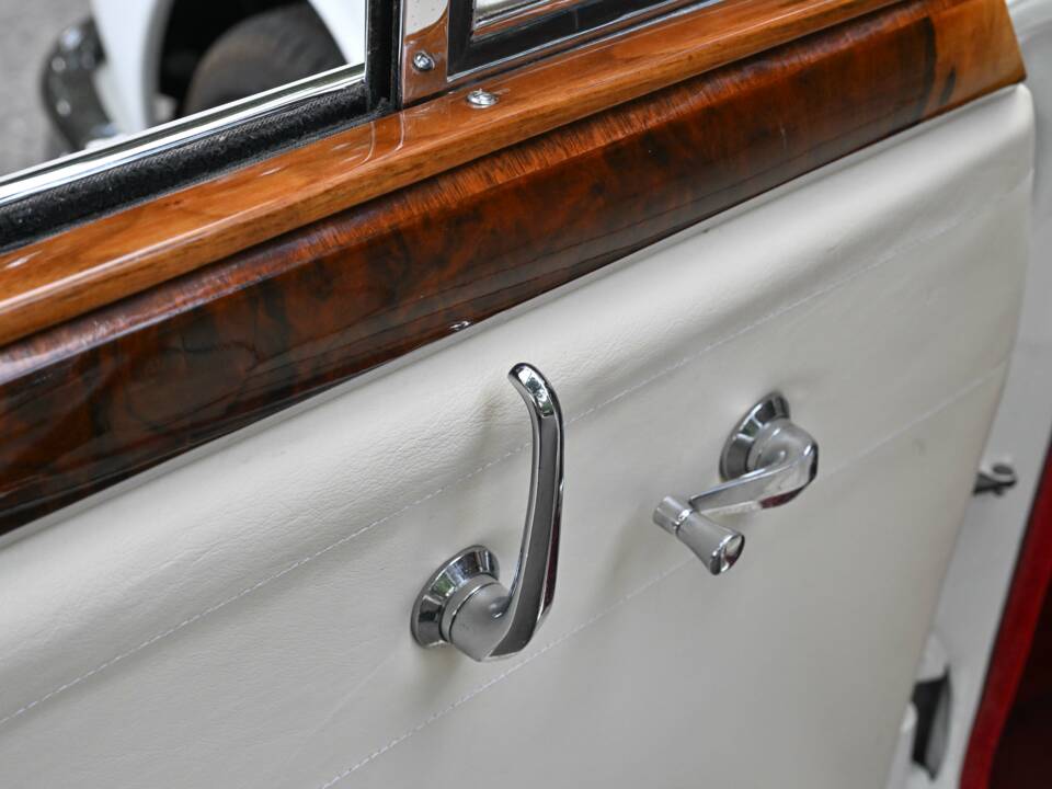Bild 32/50 von Jaguar Mk II 3.8 (1961)