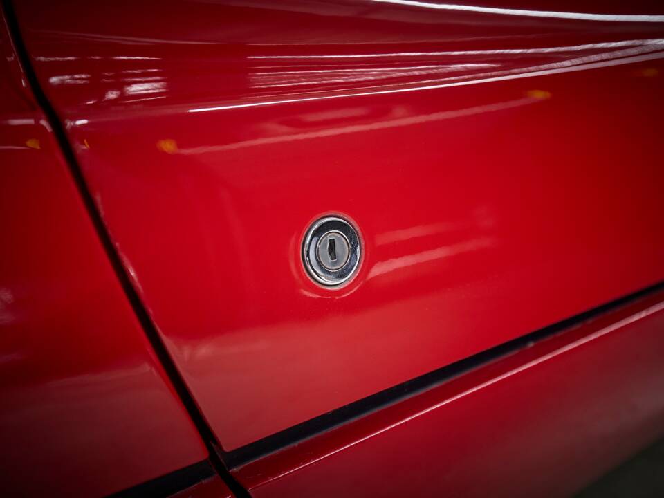 Image 45/100 of Ferrari 308 GTB Quattrovalvole (1983)