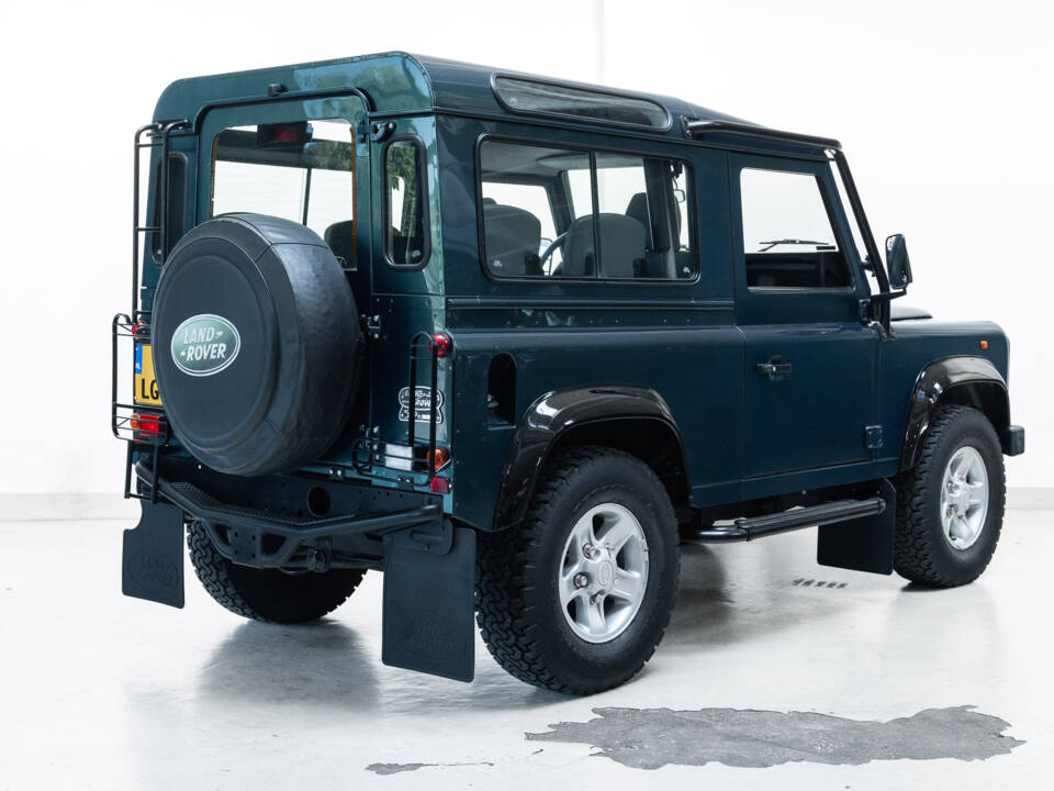 Image 4/43 of Land Rover Defender 90 &quot;50th Anniversary&quot; (1998)