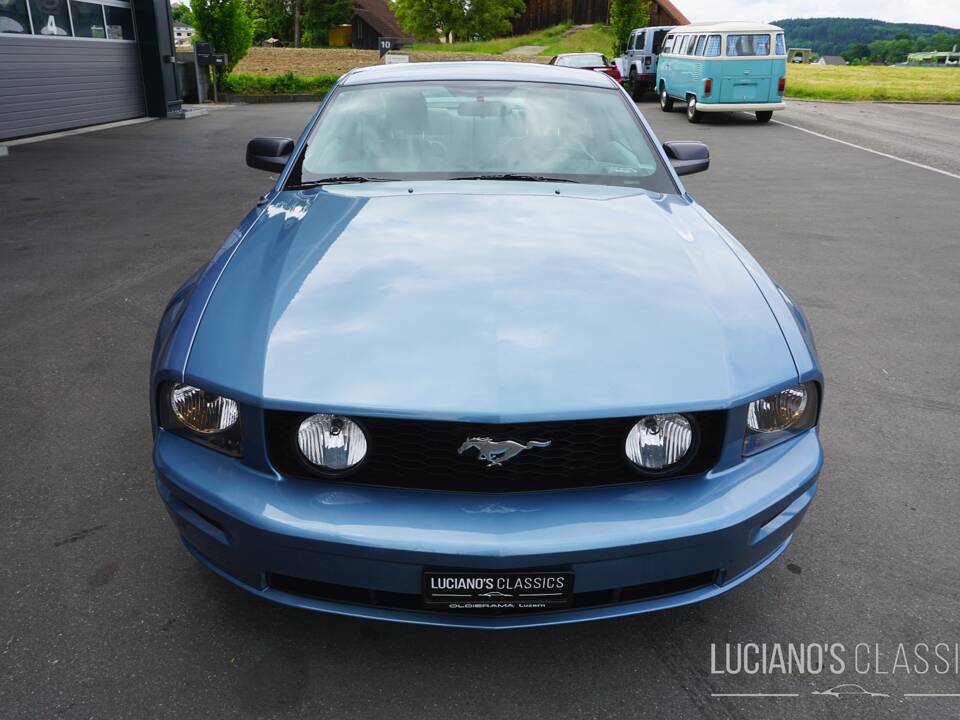 Bild 14/63 von Ford Mustang GT (2005)