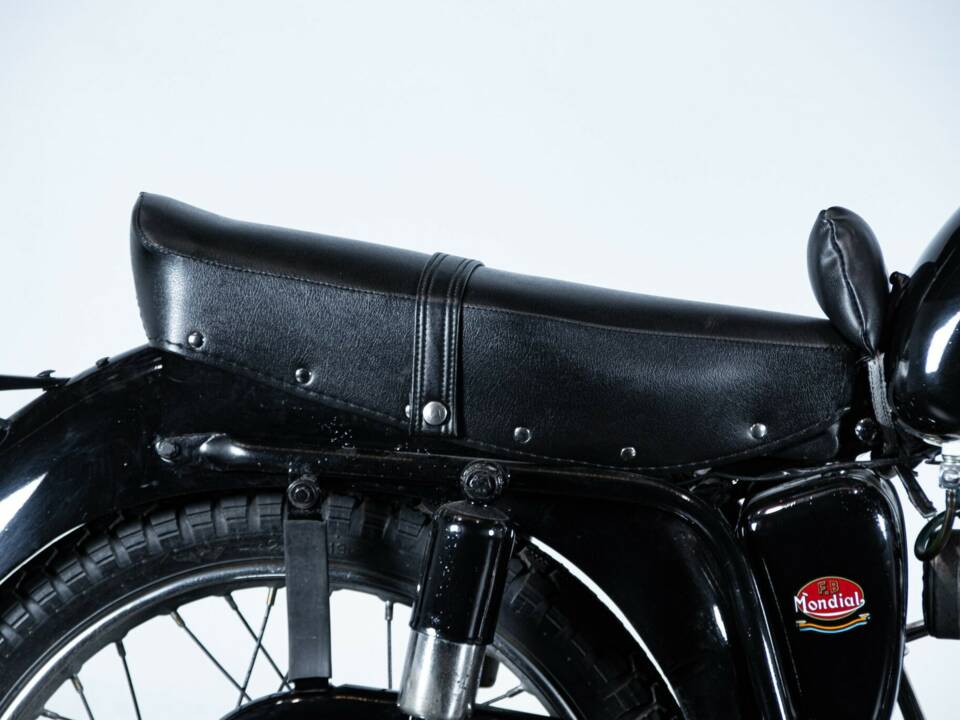 Image 38/50 of Mondial DUMMY (1961)