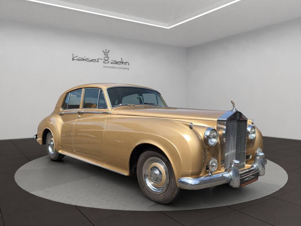 Image 4/26 of Rolls-Royce Silver Cloud II (1961)