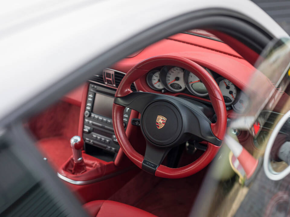 Image 20/27 of Porsche 911 Turbo (2010)