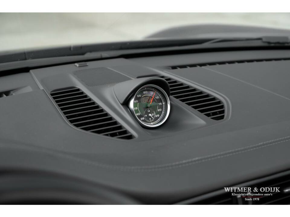 Image 20/28 de Porsche 911 Carrera S (2012)