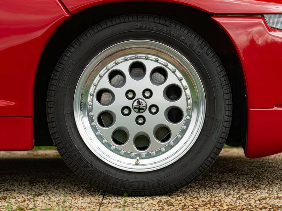 Immagine 40/50 di Alfa Romeo RZ (1993)