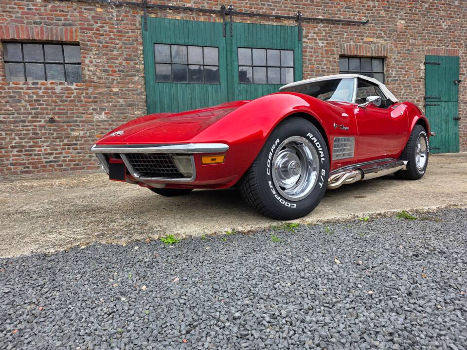 Image 22/71 of Chevrolet Corvette Stingray (1971)