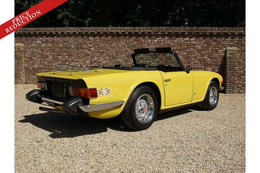 Image 17/50 of Triumph TR 6 (1975)